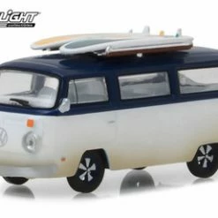 1973 Volkswagen Type 2 Van W/Surf Boards, White W/blue - Greenlight 29956 - 1/64 Scale Diecast Car