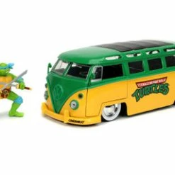 ModelToyCars 1962 Volkswagen Bus W/Leonardo Figure, Teenage Mutant Ninja Turtles - Jada 31786 - 1/24 Diecast Car