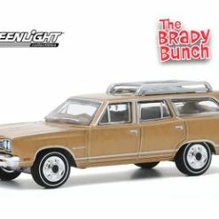 ModelToyCars 1969 Plymouth Satellite Station Wagon, The Brady Bunch - Greenlight 44890/48 - 1/64 Diecast Car