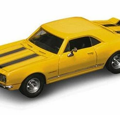 Lucky Road Signature 1967 Chevy Camaro Z28, Yellow W/ Stripes - Yatming 94216 - 1/43 Scale Diecast Model Toy Car